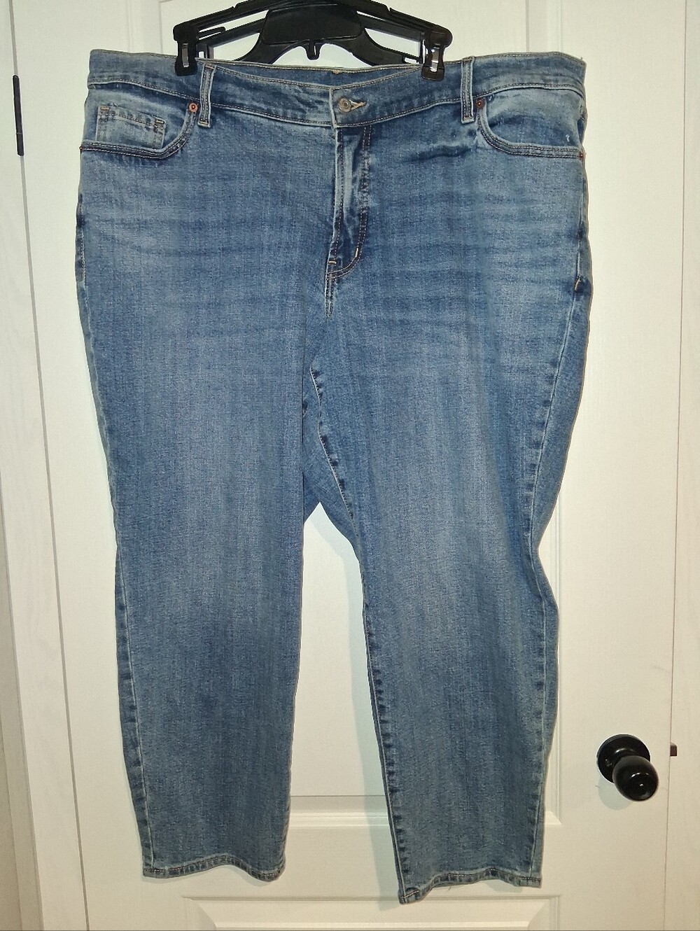 Old Navy Light Blue Cropped Straight-Leg Jeans Size 22